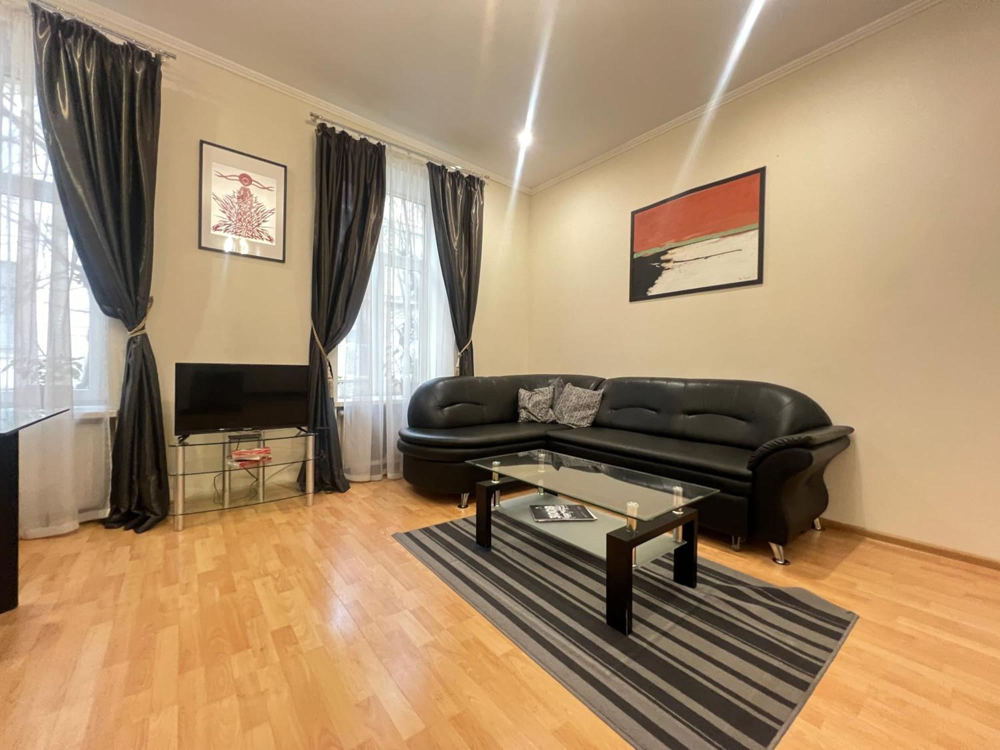 Apartments On Skoryka Str إلفيف المظهر الخارجي الصورة