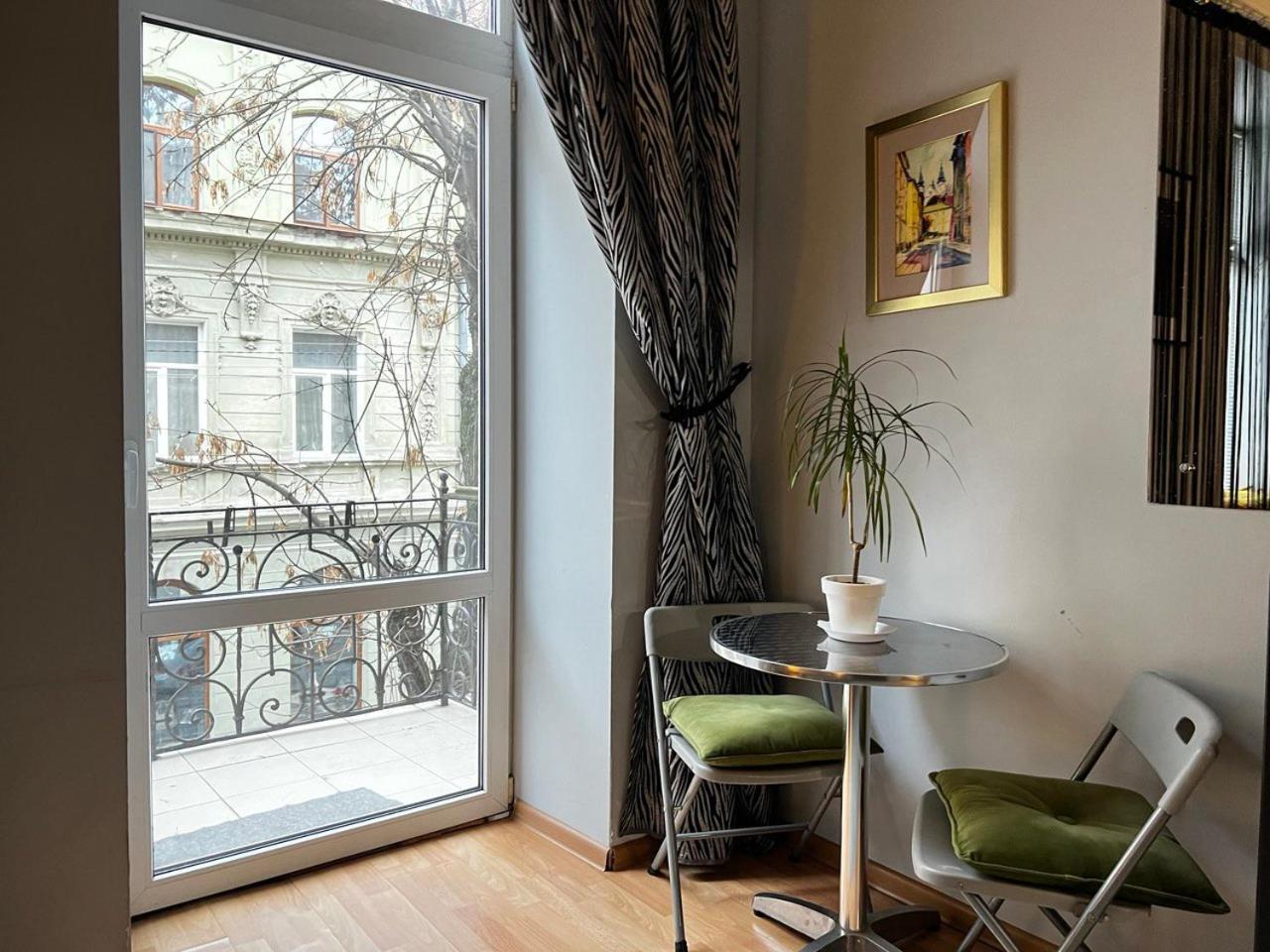 Apartments On Skoryka Str إلفيف المظهر الخارجي الصورة