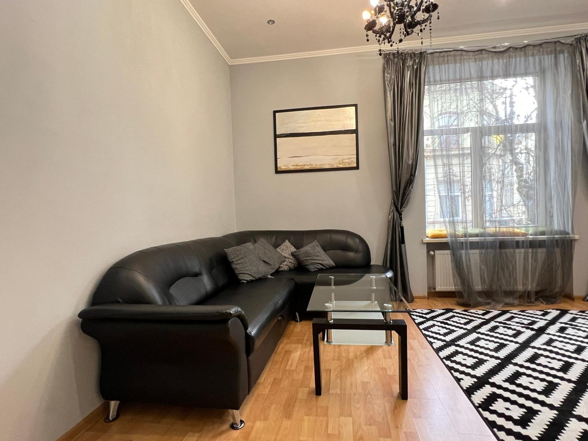 Apartments On Skoryka Str إلفيف المظهر الخارجي الصورة