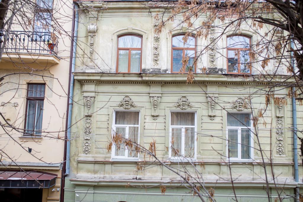 Apartments On Skoryka Str إلفيف المظهر الخارجي الصورة